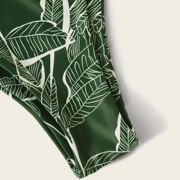 NWT• Huntress Bikini Set - Picture 7 of 9